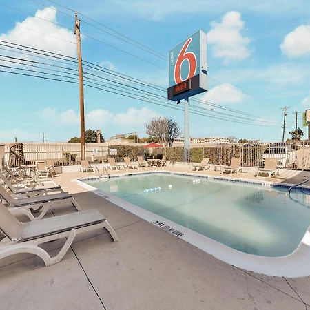 Motel 6-Austin, Tx - Airport - South Εξωτερικό φωτογραφία