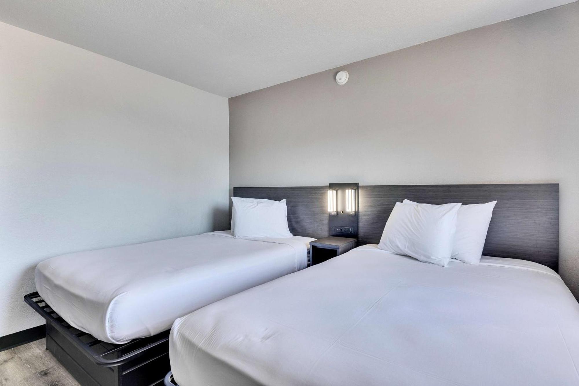 Motel 6-Austin, Tx - Airport - South Εξωτερικό φωτογραφία