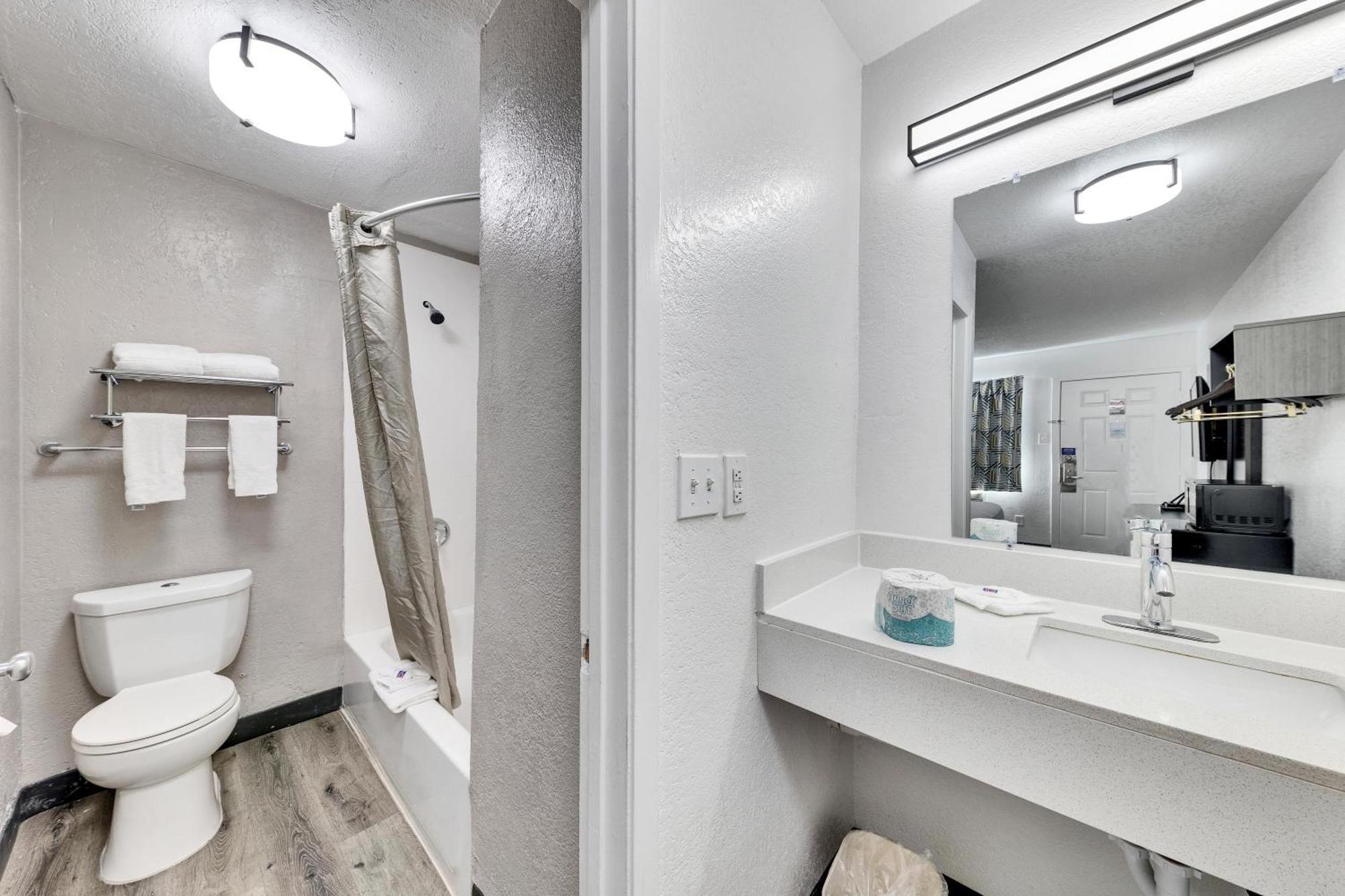 Motel 6-Austin, Tx - Airport - South Εξωτερικό φωτογραφία